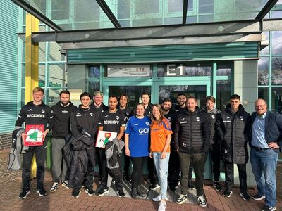 Klicken zum Vergrößern Klicken zum Vergrößern